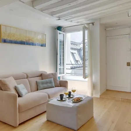 549 Saint Honore Superb In Apartment Paris